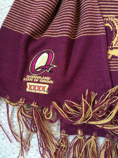 Canterbury scarf
