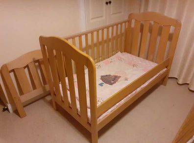 Cot/bed for up to 4 years