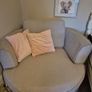 Couch Image 4