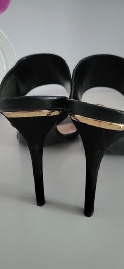 CHARLES & KEITH black suede wide strap high heels Sz 39 ( Fit 6-6.5 UK) - Rrp 153 (New)