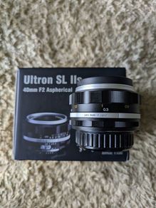 Voigtlander Ultron 40mm f/2 SL IIS Aspherical Lens for Nikon F (Silver Rim)