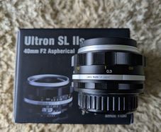 Voigtlander Ultron 40mm f/2 SL IIS Aspherical Lens for Nikon F (Silver Rim)