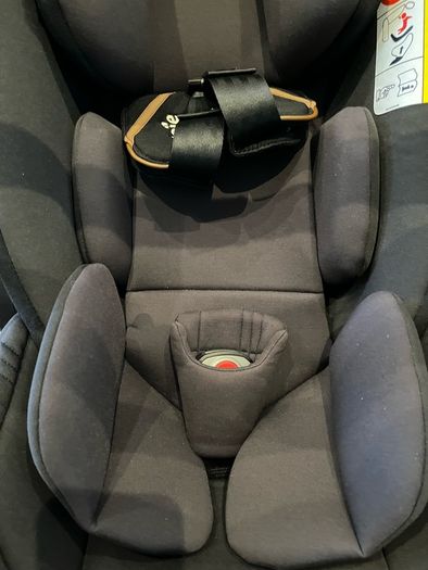 Joie iLevel infant car seat and Joie Encore Base