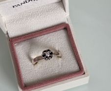 Pandora flower ring size 56 (P) also I have matching charm/pendant in my add( box not including)
