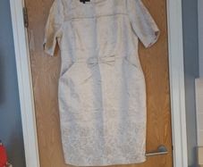 Daisy May Dress.  S.16.  New.