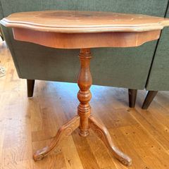 Italian Style Marquetry Pedestal Side Table