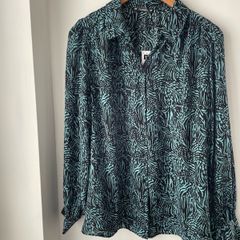 Print shirt blouse blue size 18 - New with tags