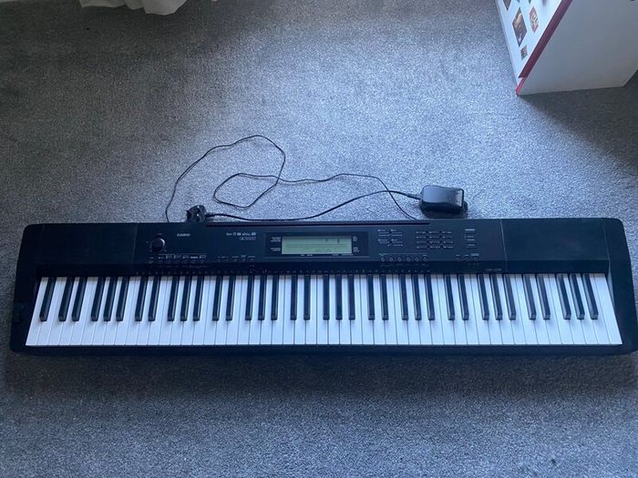 Casio CDP-220R Electric Piano