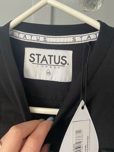 BNWT Status London Top: XS