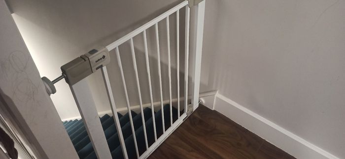 Safety 1st Staircase gate - New