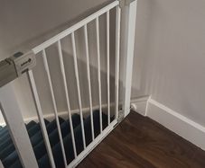 Safety 1st Staircase gate - New