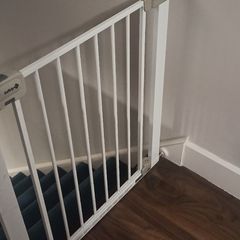 Safety 1st Staircase gate - New