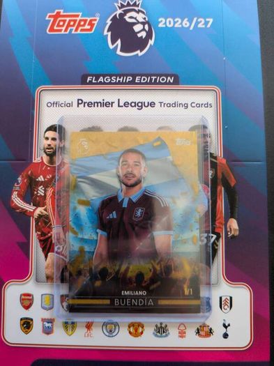 Emiliano Buendia Flying the Flag 1/1 Foilfractor Topps Flagship Edition Hobby Box 2026/27
