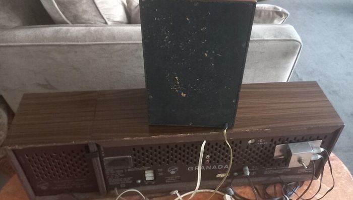 Vintage Blaupunkt radio with extra Bass speaker works and sounds great