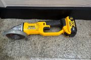 DeWalt 18V XR Cordless Angle Grinder 150