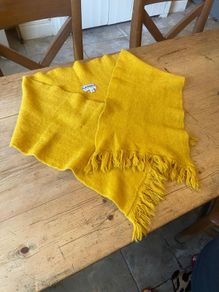 Fabulous LAINEY KEOGH Long Cashmere Scarf/Wrap