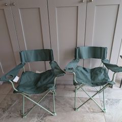 2 folding camping chairs