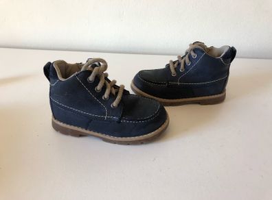 Clarks leather shoes size 5g