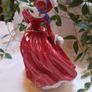 Royal Doulton figurine "Autumn breeze " Image 4