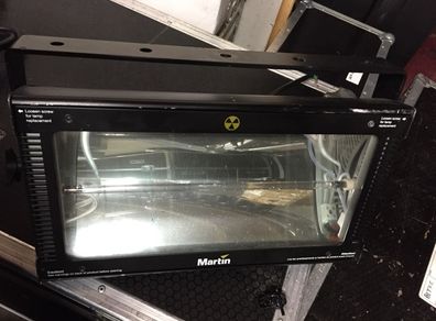 Martin Atomic 3000w Strobe