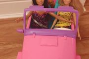Barbie Jeep car x 2 dolls