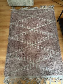 Rug - Free to go
