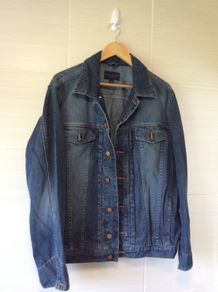 Gant Menswear. As New Mens Denim Jacket. Retails At 250euro In Brown Thomas. Selling 150euro. Collect In Dublin Or Receive Via Post.