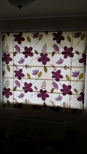 Roman blind