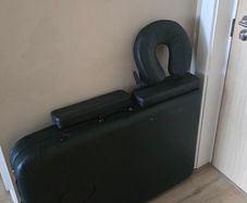 free massage table