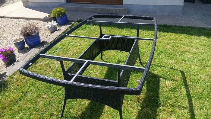 Patio table