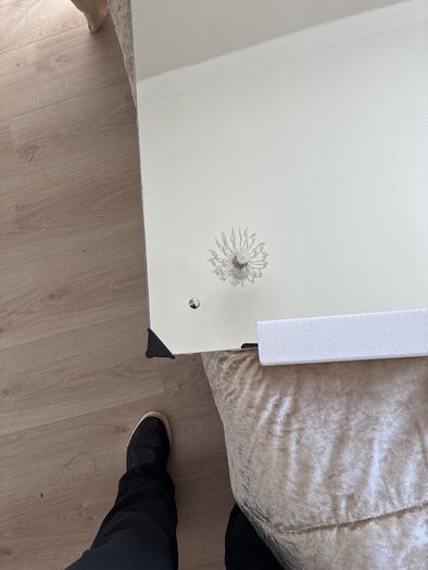 big rimless mirror that screw to wall. Have the 4 screws. In perfect condition. Box for transport