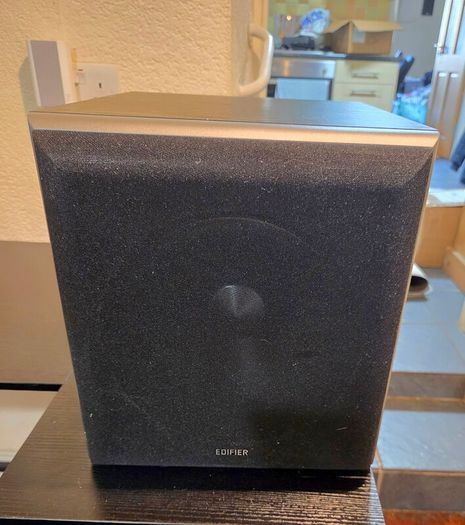 Edifier T5 home theatre sub