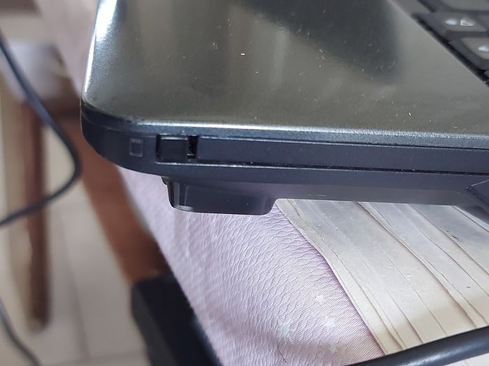 ACER EXTENZA 4220, Vintage, Intel Celeron CPU 530, 1.73GHZ, 32bit, 512mb Ram, 65GB HDD, Windows 7,  Firefox, Opera, Chrome and VLC