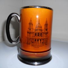 Antique"Royal Bradwell / Arthur Wood"CeramicTankard (5"tal)