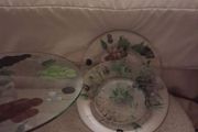 Cake stand and 4 side plates vintage