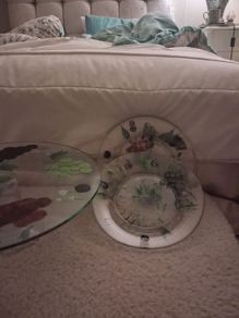 Cake stand and 4 side plates vintage