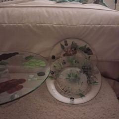 Cake stand and 4 side plates vintage