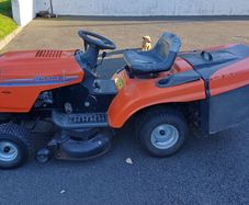 Ride on Lawnmower