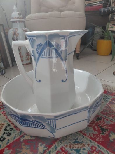 Antique French wash basin and pitcher jug by Ceranord St Amand early 1900s