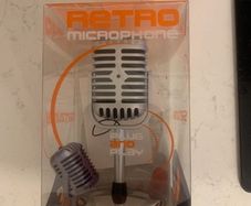 Retro microphone