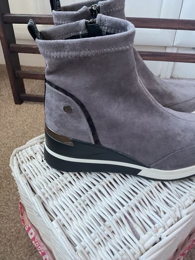 ankle boot Xti grey suede trainer style boot