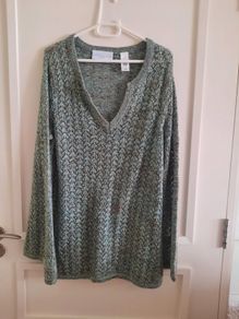 Liz Claiborne first issue cotton knit jumper size 16 but see last two photos for exact measurements in very good condition with no issues FREE STANDARD POSTAGE INCLUDED