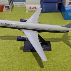 British Airways (Landor Livery) 1:200 scale model airplane, Boeing 757 aircraft