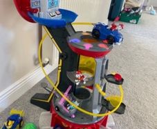 Paw patrol tower and toys