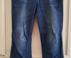 Sussan denim cotton jeans 30 inch waist and 30 inch leg in very good condition see last two photos for exact measurements FREE STANDARD POSTAGE INCLUDED