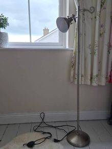 Floor lamp