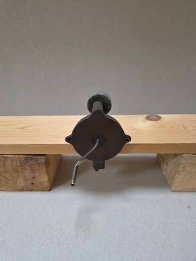 Vintage Blade Sharpening Device