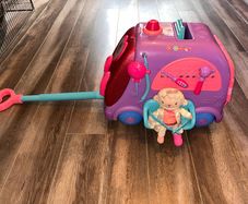 Doc McStuffins Mobile Clinic