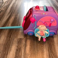 Doc McStuffins Mobile Clinic