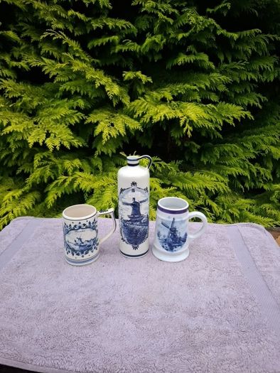 By post only set of blue delft items